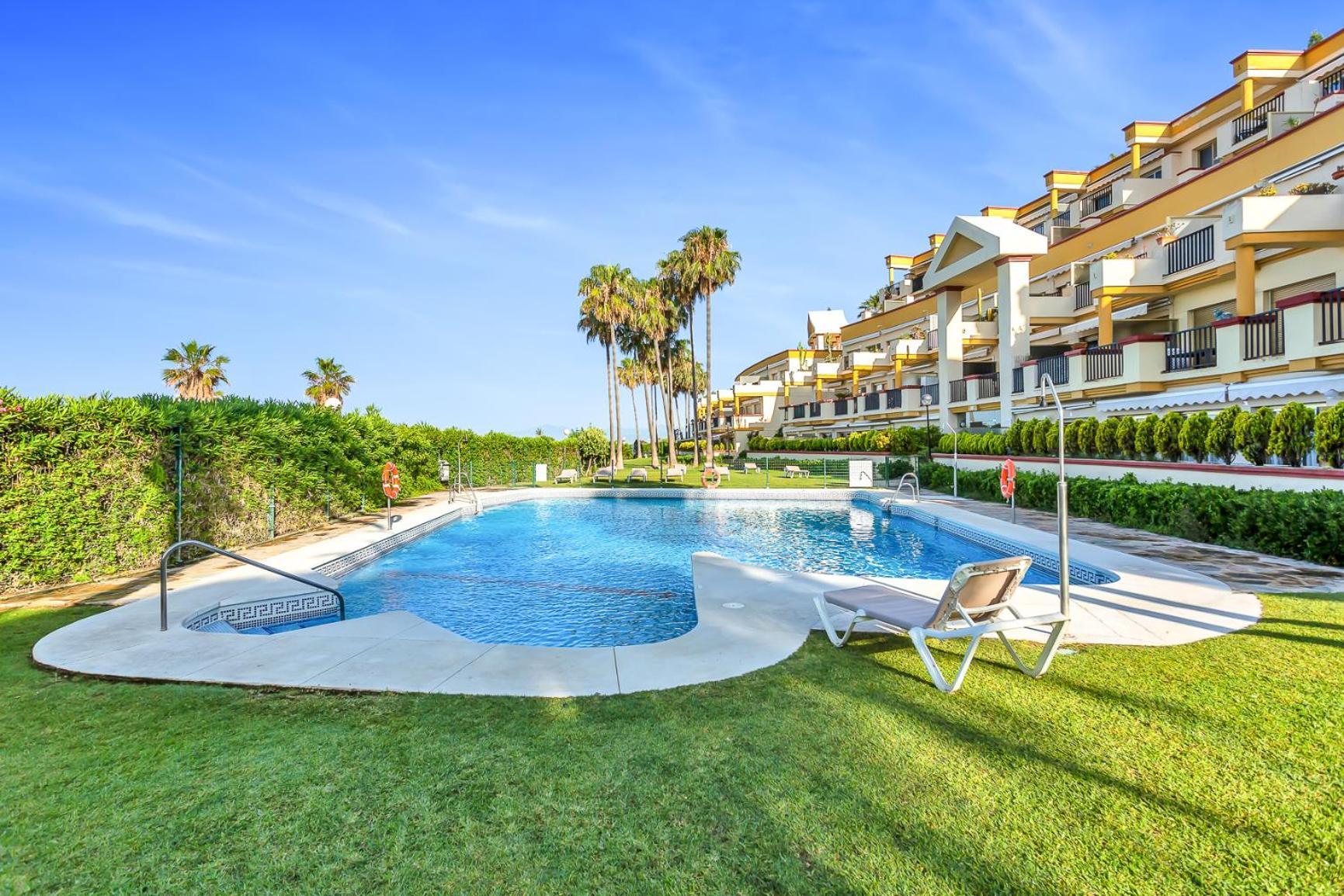 Modern Beach Apartment Romana Playa 723 In Marbella, Elviria Εξωτερικό φωτογραφία