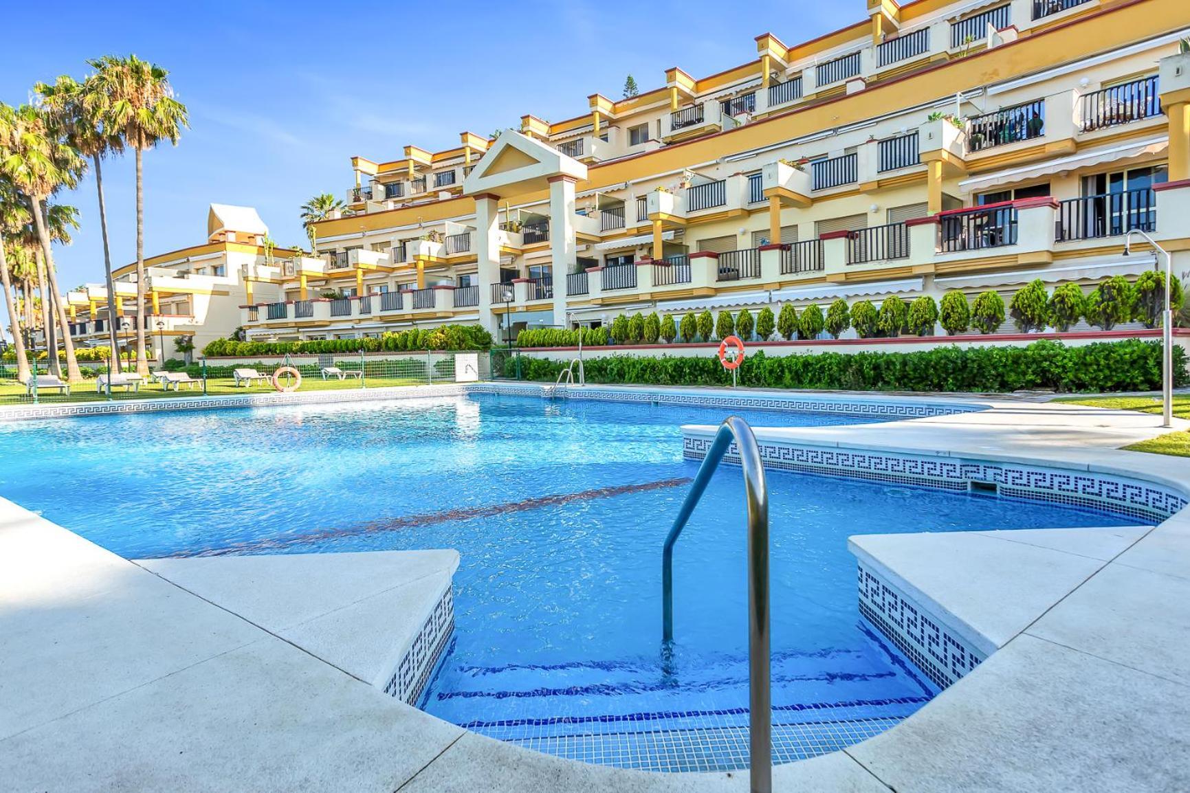 Modern Beach Apartment Romana Playa 723 In Marbella, Elviria Εξωτερικό φωτογραφία